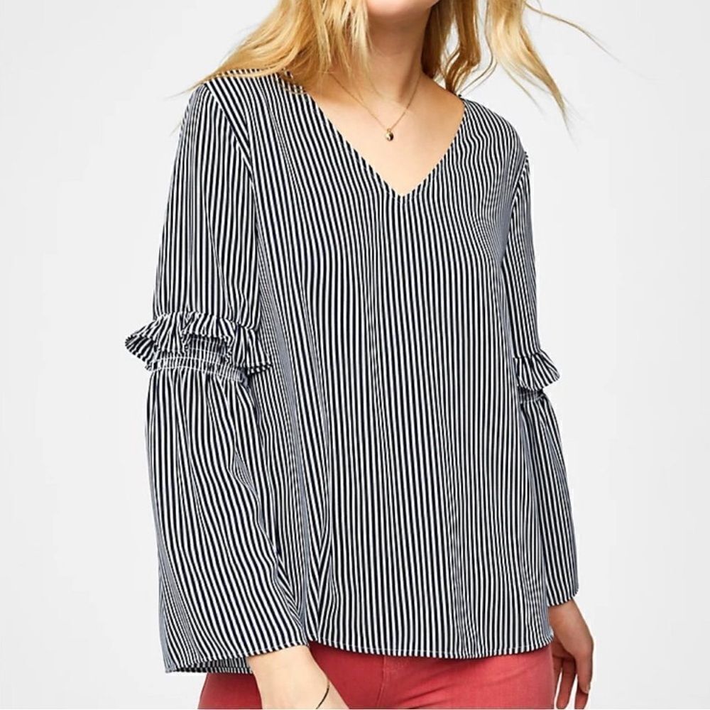Loft S Women's Blue Striped V Neck Ruffle Sleeve Blouse Top